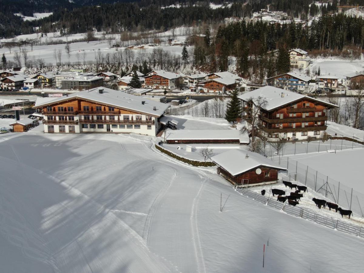 Der Waldhof Hotel Scheffau am Wilden Kaiser Exterior photo